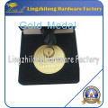 Goldmedaille mit Velvet Box Verpackung